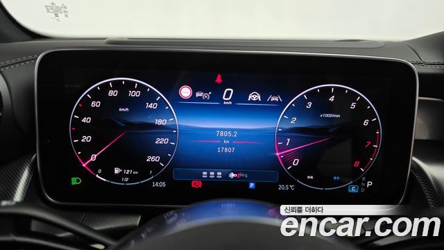 Mercedes-Benz GLC-Class 2025 — photo 11