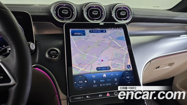 Mercedes-Benz GLC-Class 2025 — photo 18