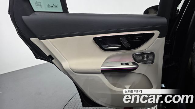 Mercedes-Benz GLC-Class 2025 — photo 15