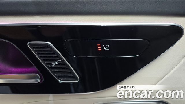 Mercedes-Benz GLC-Class 2025 — photo 27