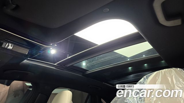 Mercedes-Benz GLC-Class 2025 — photo 34