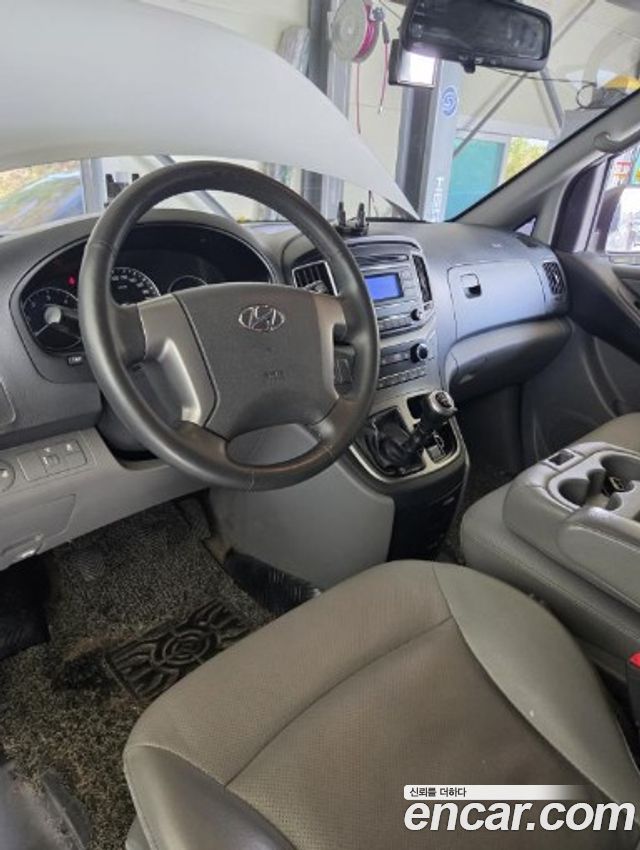Hyundai Starex 2019 — photo 3