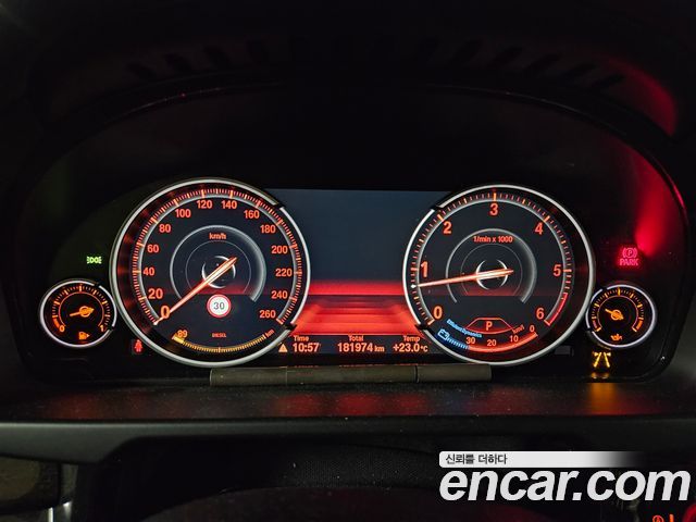 BMW X6 2016 — photo 9