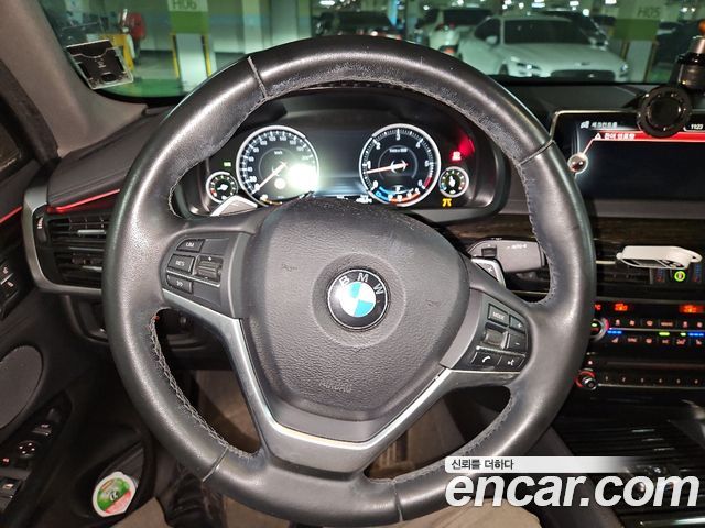 BMW X6 2016 — photo 10