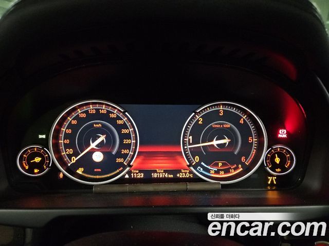 BMW X6 2016 — photo 18