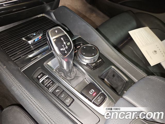 BMW X6 2016 — photo 11