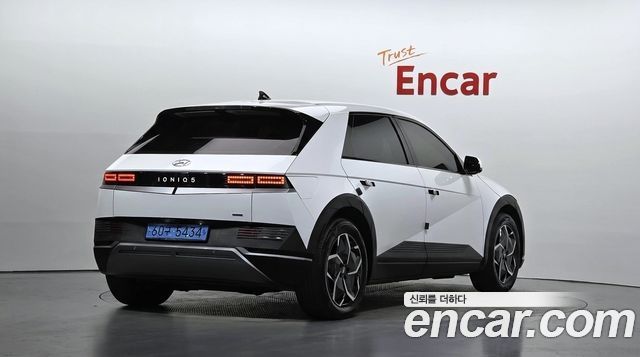 Hyundai Ioniq5 2022 — photo 2