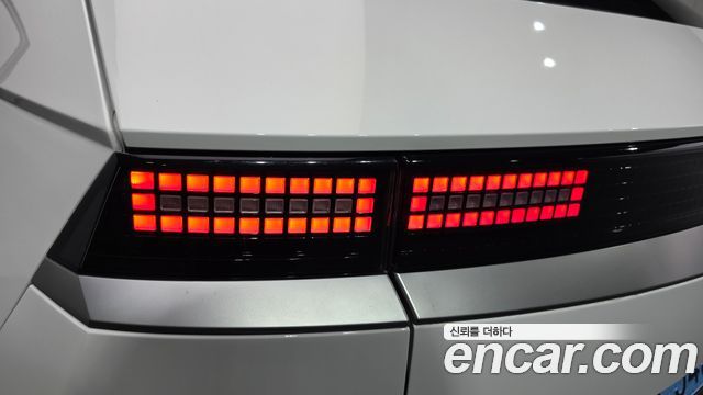 Hyundai Ioniq5 2022 — photo 9