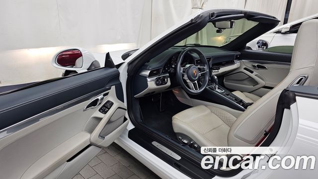 Porsche 911 2017 — photo 10