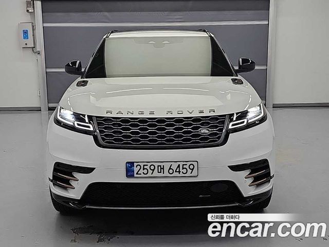 Land Rover Range Rover Velar 2023 — photo 2