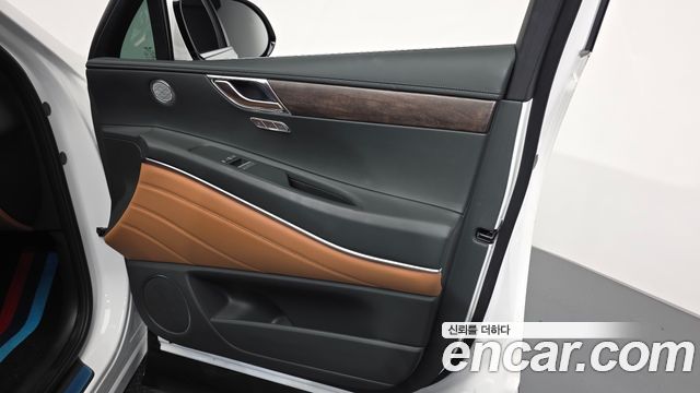 Genesis GV80 2025 — photo 14