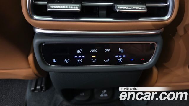 Genesis GV80 2025 — photo 31