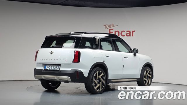 Mini Countryman 2026 — photo 2
