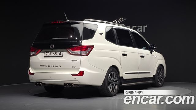 KG Mobility KORANDO 2014 — photo 2