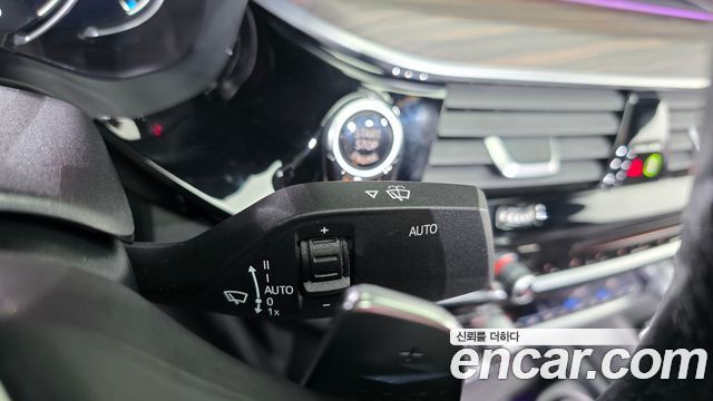 BMW 5-Series 2018 — photo 27