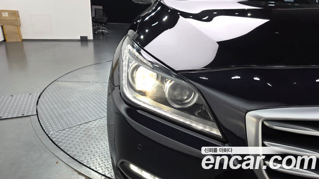 Hyundai Genesis 2016 — photo 8