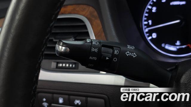 Hyundai Genesis 2016 — photo 27