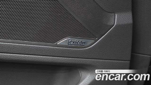 Hyundai Genesis 2016 — photo 33