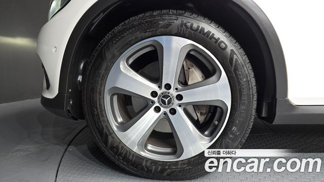Mercedes-Benz GLC-Class 2019 — photo 5
