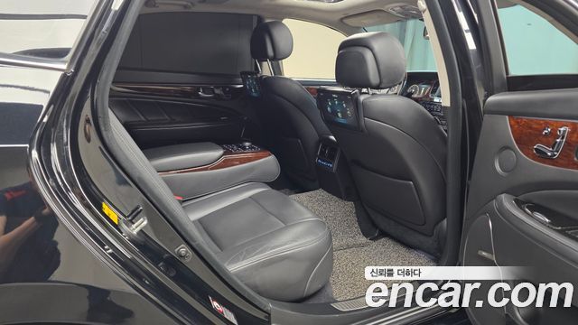 Hyundai Equus 2015 — photo 11