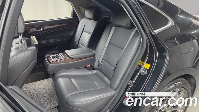 Hyundai Equus 2015 — photo 12