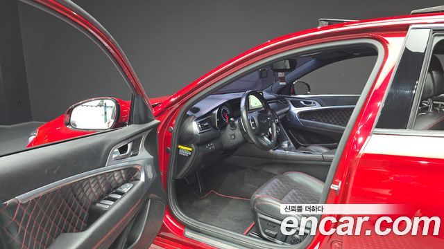 Genesis G70 2018 — photo 10