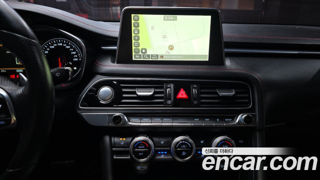 Genesis G70 2018 — photo 17