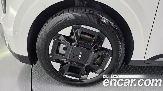 Kia Canival 2025 — photo 5