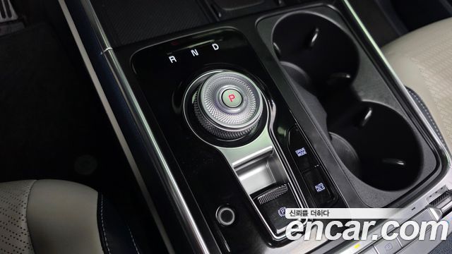 Kia Canival 2025 — photo 9