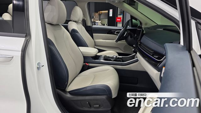 Kia Canival 2025 — photo 11
