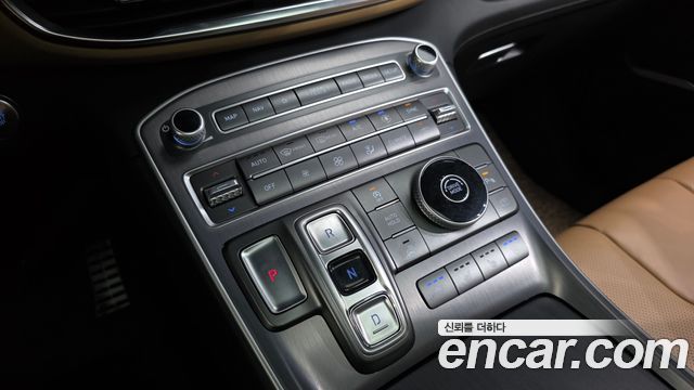 Hyundai Santafe 2021 — photo 9