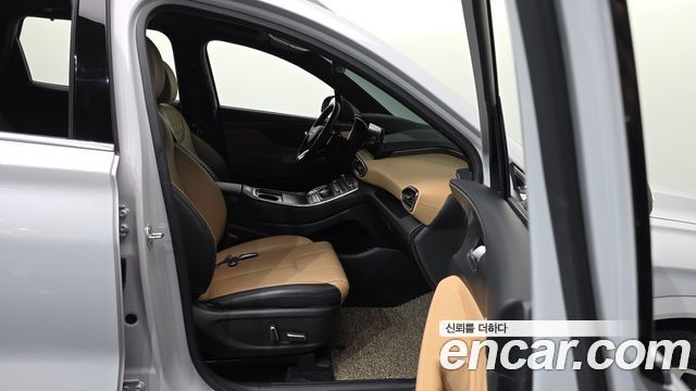 Hyundai Santafe 2021 — photo 11