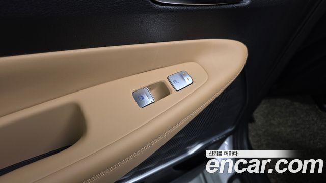 Hyundai Santafe 2021 — photo 18