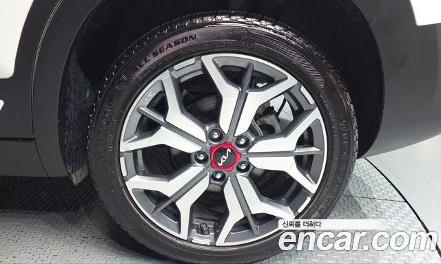 Kia Seltos 2023 — photo 7