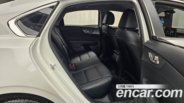 Kia K3 2020 — photo 17