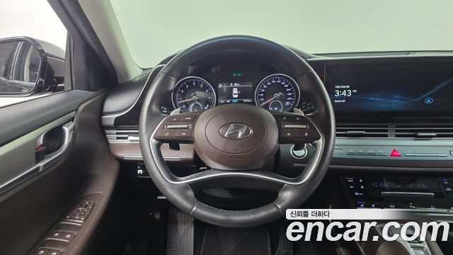 Hyundai Grandeur 2021 — photo 19