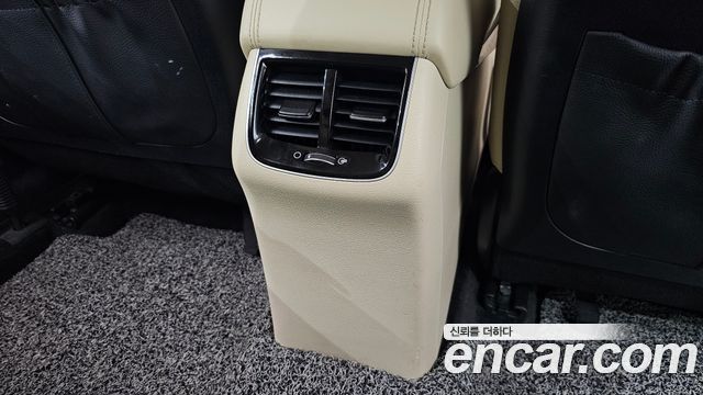Kia K7 2016 — photo 24
