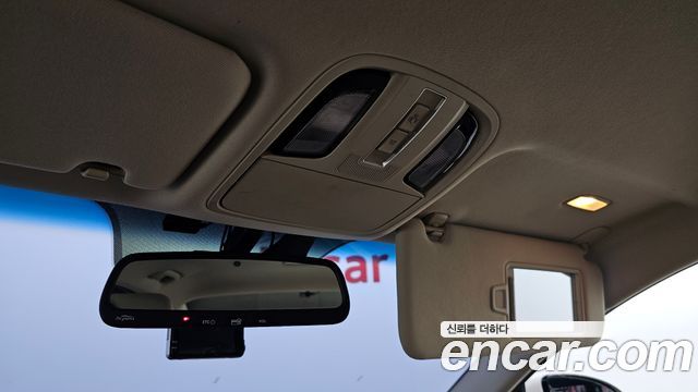 Kia K7 2016 — photo 32