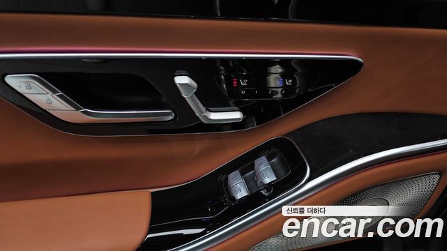 Mercedes-Benz S-Class 2022 — photo 25