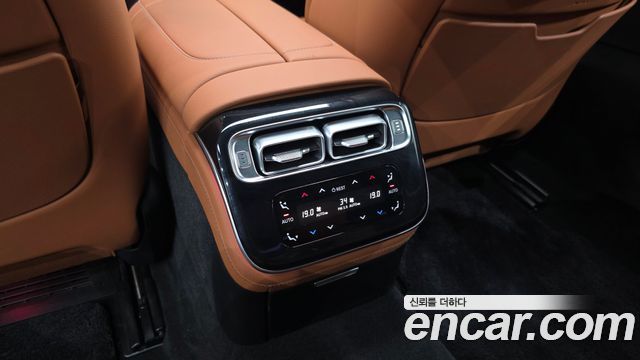 Mercedes-Benz S-Class 2022 — photo 38