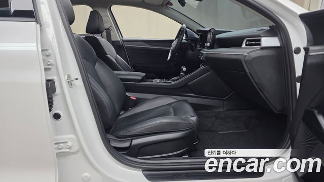 Kia K5 2023 — photo 16