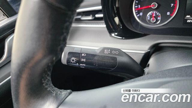 Kia K5 2023 — photo 28