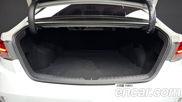 Hyundai Sonata 2018 — photo 20