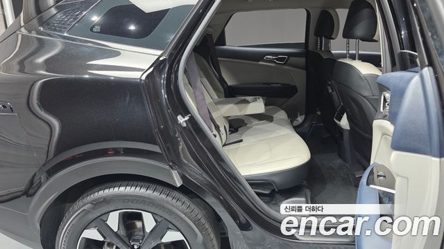 Kia Sportage 2023 — photo 12