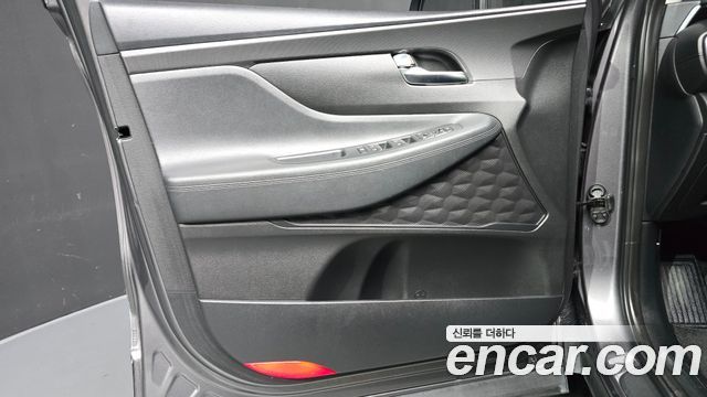 Hyundai Santafe 2021 — photo 14