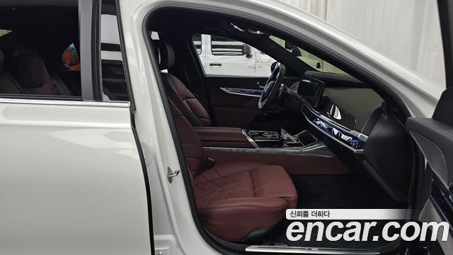 BMW 7-Series 2026 — photo 16