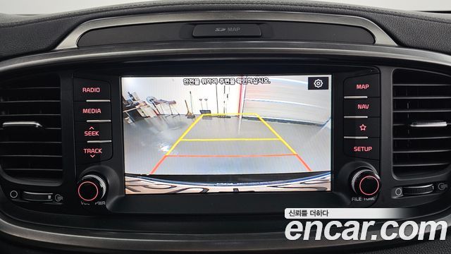 Kia Sorento 2019 — photo 17