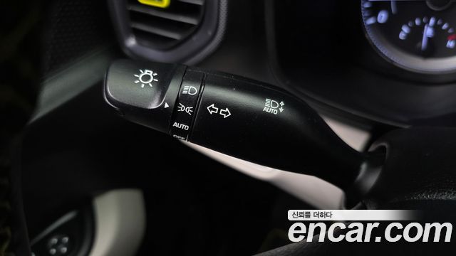 Hyundai Venue 2020 — photo 25