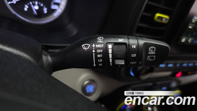 Hyundai Venue 2020 — photo 31