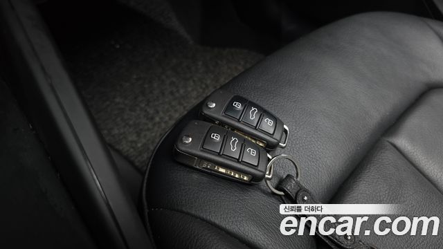 Audi A3 2018 — photo 23